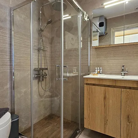 Marmara Traditional * Plaka (Milos)