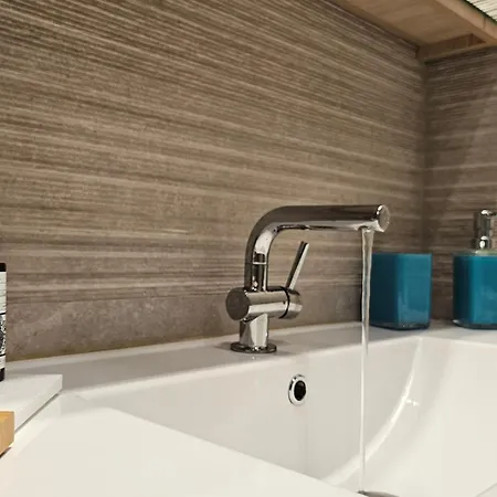 Marmara Traditional * Plaka (Milos)