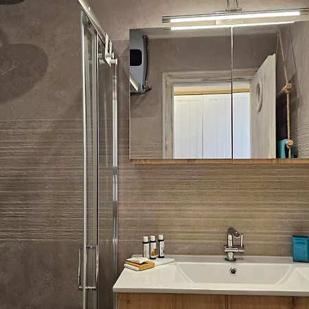 Marmara Traditional Apartment Plaka (Milos)